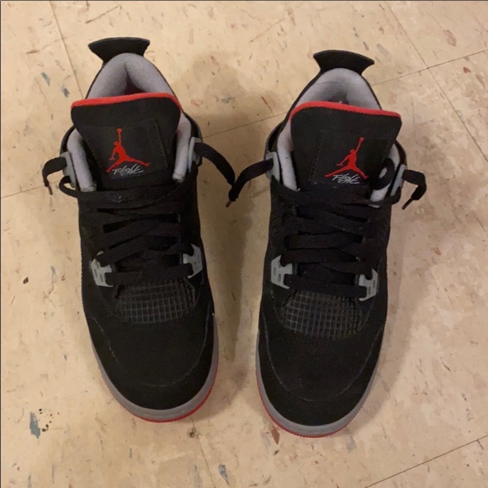 Jordan 4 Bred
